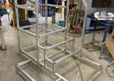 marche pied pour acces securise ligne de production 4 soudure chaudronnerie BSMI Bretagne