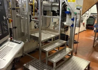 marche pied pour acces securise ligne de production 5 soudure chaudronnerie BSMI Bretagne